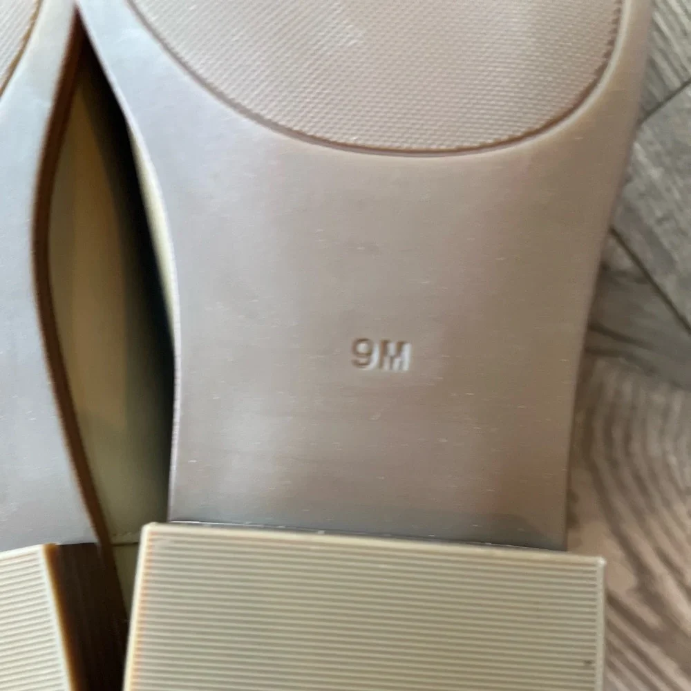 Michael Kors Women’s Lainey Leather Ankle Boot Tan Camel Leather Size 9 NWT